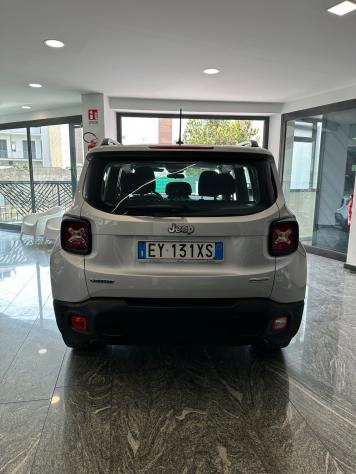 Jeep Renegade 1.6 Mjt 120 CV Longitude - Foto 5
