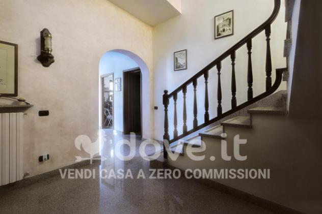 Villa di 244 m² con 5 locali e posto auto in vendita a Laveno-Mombello - Foto 14