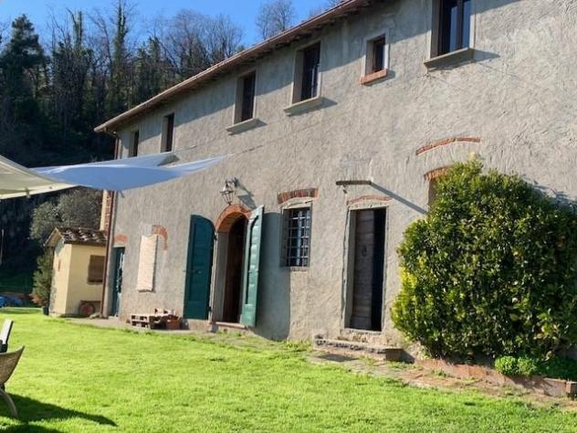 Colonica in vendita a Massa - Massa e Cozzile 300 mq Rif: 1033505