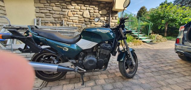 Triumph Trident 750 (1996) – Tre Cilindri d'Epoca, Condizioni Eccellenti - Foto 5