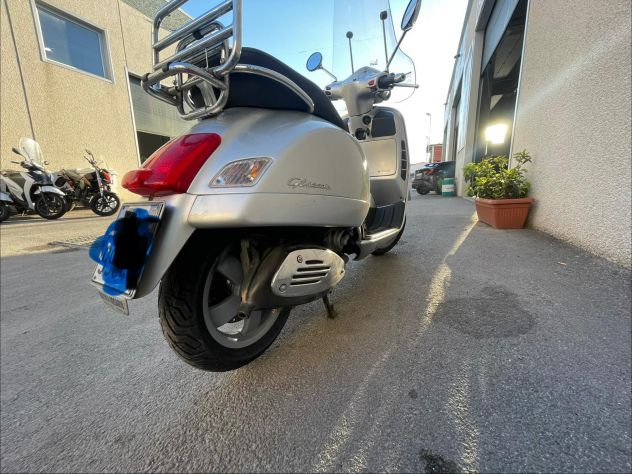 PIAGGIO VESPA GTS 250 - Foto 6