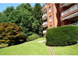 Appartamento di 120 m² con 3 locali e box auto in affitto a Varese
