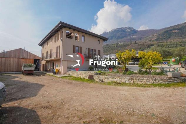 vf911 - TENUTA CON 2 ETTARI E ANNESSI AGRICOLI - Foto 2