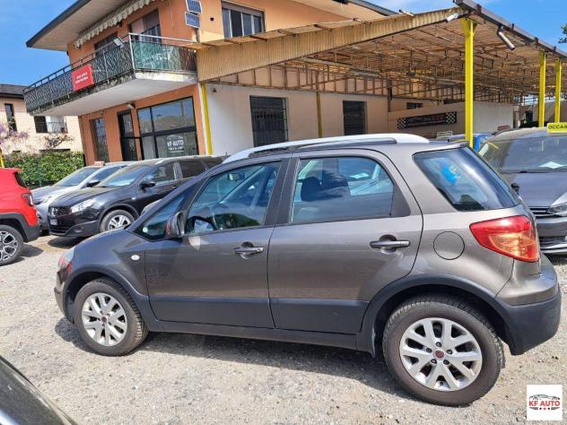 FIAT - Sedici 2.0 mjt Emotion 4x4 135cv - Foto 6