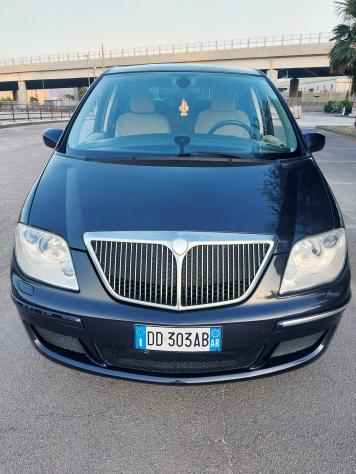 LANCIA PHEDRA 2.0 MJT 120CV SOLO 150.000 KM.8/2006 - Foto 2