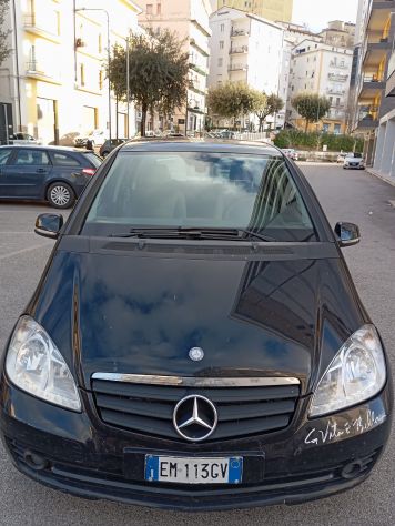 vendesi CLASSE A 2012 CAMBIO AUTOMATICO - Foto 5
