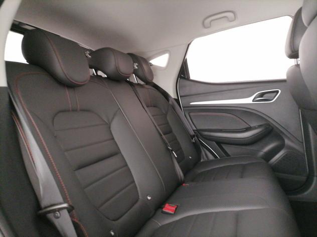MG ZS 1.5 Luxury - Foto 8