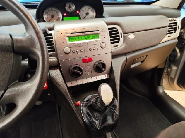 Ypsilon 1.2 Argento 60Cv NEOPATENTATI - Foto 10