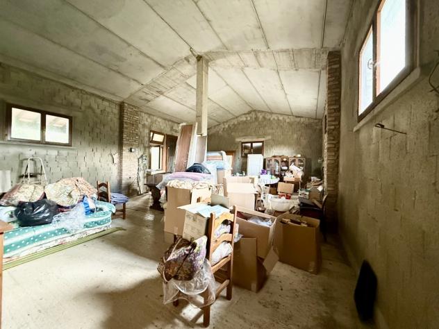 CASA INDIPENDENTE di 4 vani e di 102 mq (GROSSETO - Grillese) rif. CAM.73 - Foto 15