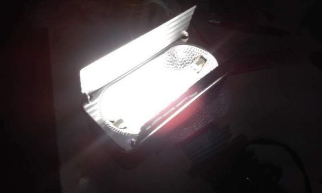 Flash elettronico anni 60 con scatolo originale della GRUBER - Foto 2