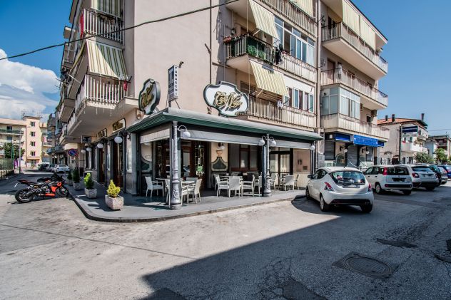 Scafati – storico bar in cessione con opzione acquisto immobile - Foto 9