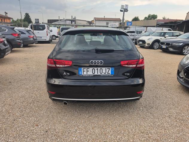 Audi A3 1.6 TDI S tronic Business neopatentati automatico - Foto 4