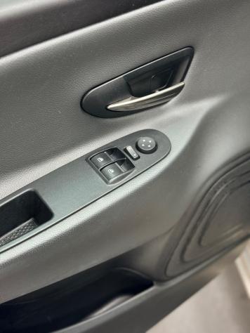 Lancia Ypsilon 1.2 69 CV 5 porte Silver 05/2014 Neopatentati - Foto 6