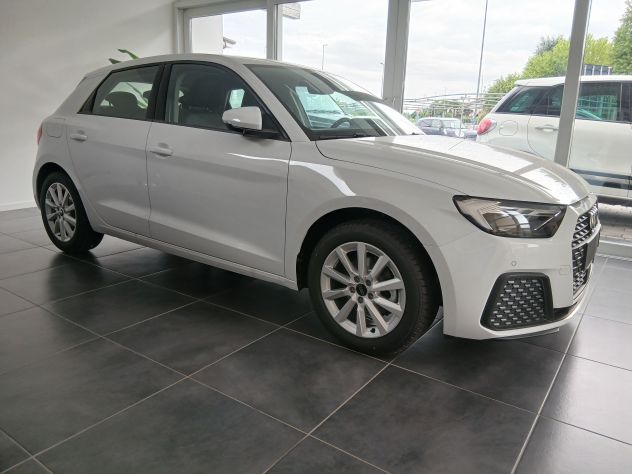 Audi A 1 30 Tfsi Nuova S tronic business Sportback finanziabile PRONTA CONSEGNA