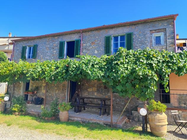 casa indipendente in vendita a Gavorrano