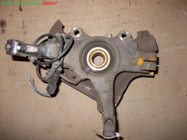 MONTANTE SOSP. ANT.S. 1.3 CDTI ABS OPEL CORSA (S07)  Meccanica  Assale  Telaio  Fusello ruota ant. sx. OPEL - CORSA D - 01-06-2011 - 01-01-2015, OPEL
