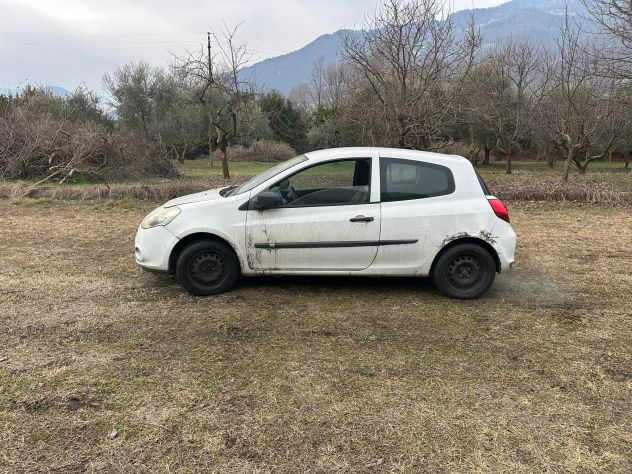 Autocarro Renault Clio - Foto 8