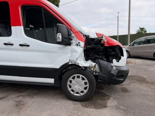 FORD Transit 350 2.0 150CV DIESEL 9 POSTI ECOBLUE PM-TM COMBI rif. 23664246 - Foto 3