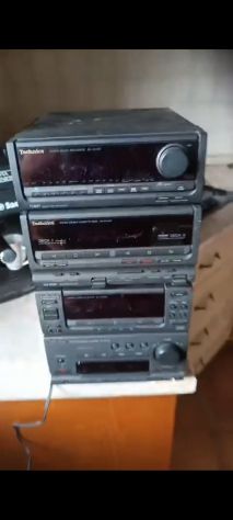 Stereo technics su che 700