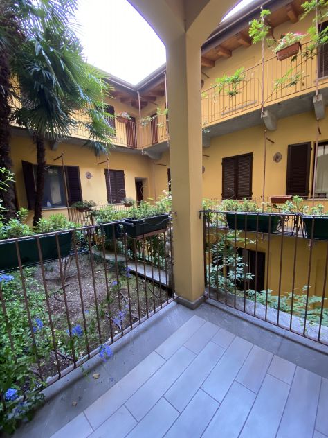 Bilocale con terrazzo in Via Vigevano 27 (Navigli) - Foto 7