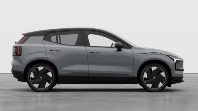 VOLVO EX30 Plus P5 Long Range Electric rif. 23934935 - Foto 4