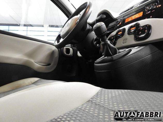 FIAT - New Panda - 1.3 MJT S&S Lounge CROSS PACH - Foto 8