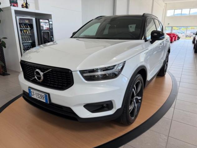 VOLVO XC40 T5 Recharge Plug-in Hybrid R-design rif. 23388687