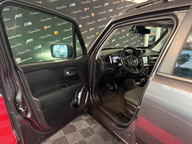 Jeep Renegade 1.6 Mjt DDCT 120 CV Limited - Foto 10