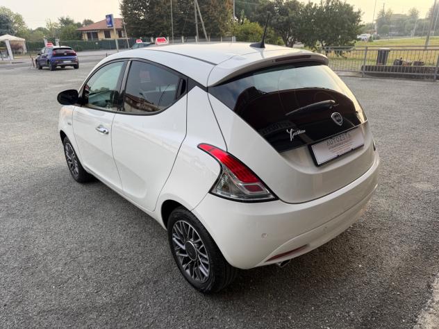 Lancia Ypsilon 1.0 5 porte Hybrid Gold - Foto 6