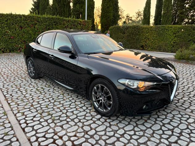 ALFA Giulia 2.2Turbodiesel 180CV 6M Super -08-2018 - Foto 5