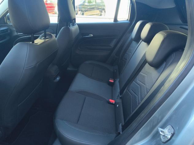 Jeep Avenger 1.2 Turbo Altitude - Foto 10