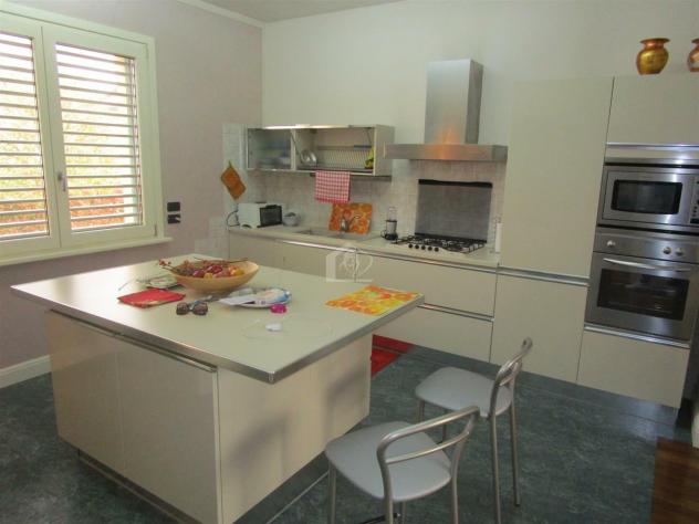 Suzzara vendesi villa 6 vani 260 Mq - Foto 4
