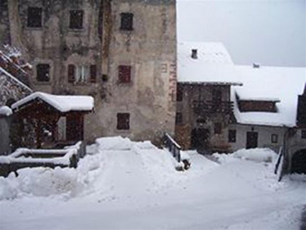 Vendesi sottotetto abitabile da ristrutturare - Foto 4