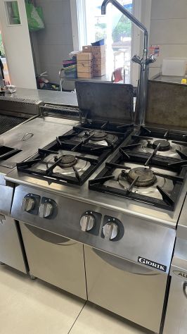 CUCINA GAS 4 FUOCHI USATA REVISIONATA