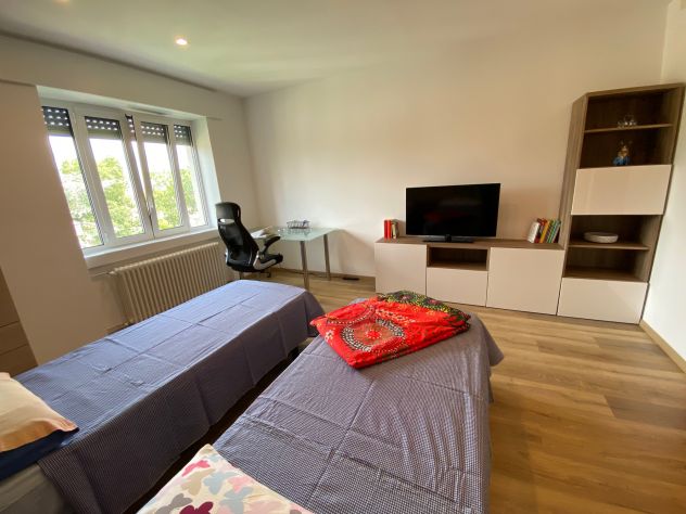 Camera con bagno privato per studentesse – Udine centro - Foto 2