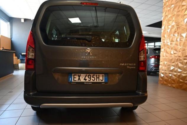 PEUGEOT Partner TEPEE 1.6 HDI 92CV STYLE TETTO ISOFIX 5POSTI NUOVO rif. 23922119 - Foto 6