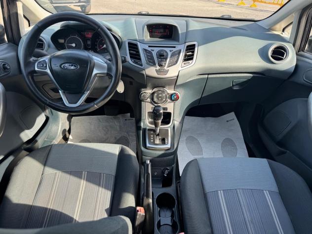 Ford Fiesta 1.4 BENZ 97CV AUTOMATICA 5P 2010 - Foto 10