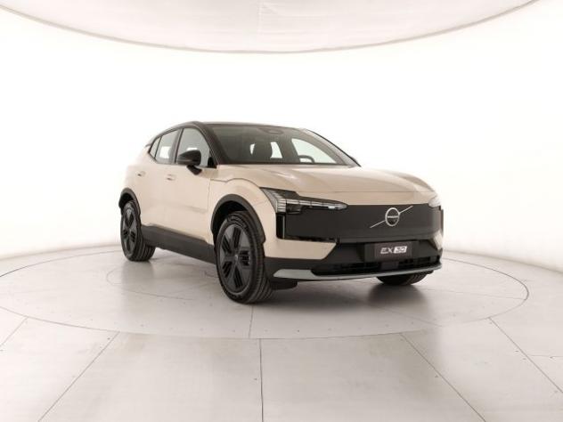 VOLVO EX30 Cross Country Twin Motor Perfomance Ultra AWD rif. 22982416 - Foto 6