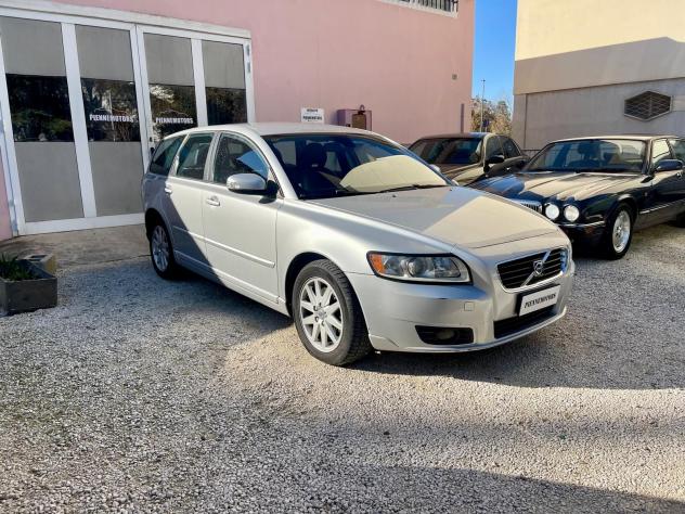 Volvo V50 2.0d RESTYLING CINGHIA SOSTITUITA - Foto 3