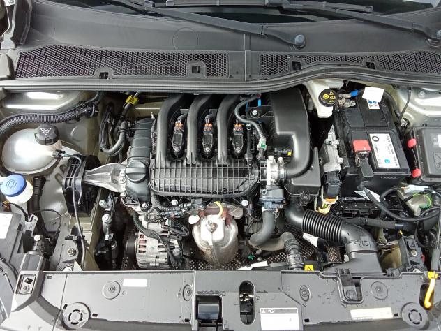 Peugeot 208 PureTech 75 Stop&Start 5 porte Allure Pack - Foto 9