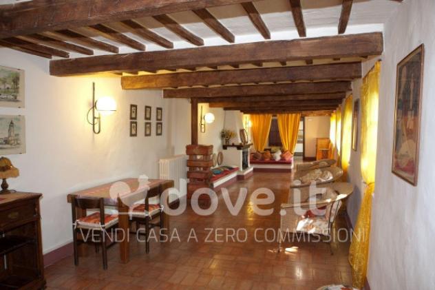 Palazzo / Stabile di 1448 m² con più di 5 locali in vendita a Sarteano - Foto 16