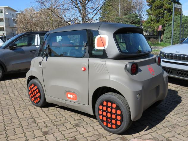 Citroën Ami SPICY con Pack Orange - Foto 5