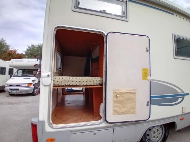 CAMPER ADRIA DUCATO MANSARDATO 6 POSTI DINETTE CENTRALE LETTI CASTELLO FOTOVOLTAICO TENDALINO LETTI CASTELLO CAMPEGGIO USATI GENERALI 1437 - Foto 8