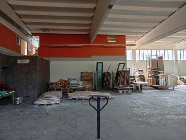Immobile di 1700 m² in affitto a Soliera - Foto 3