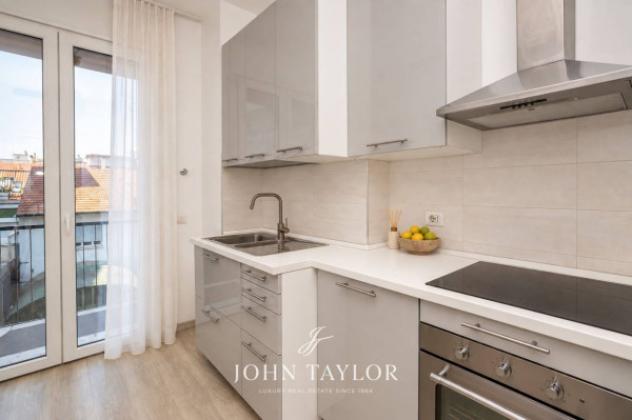 Appartamento di 190 m² con 5 locali e box auto doppio in vendita a Milano - Foto 4