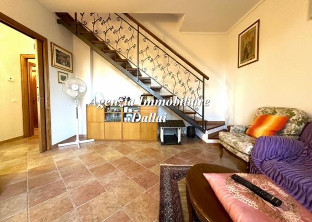Scarperia - Villetta bifamiliare con garage e giardino - Foto 9
