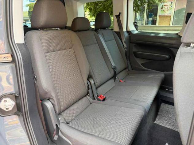 VOLKSWAGEN Caddy 1.5 TSI 114 CV DSG Space rif. 23971766 - Foto 10