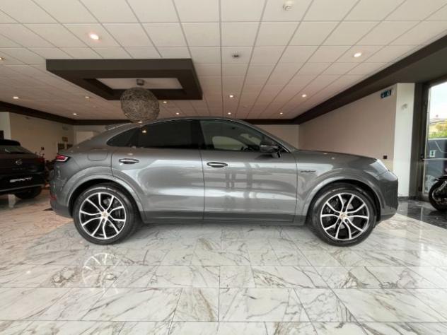 PORSCHE Cayenne Coupé 3.0 V6 E-Hybrid 470cv rif. 21475870 - Foto 8