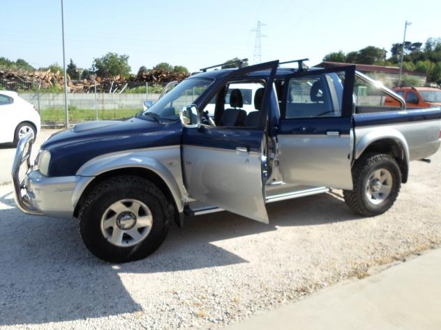 Mitsubishi L200 2.5 TDI 4WD Double Cab Pick-up - Foto 10