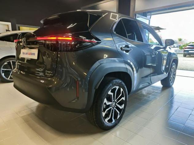 TOYOTA Yaris Cross 1.5 Hybrid 130 CV 5p.E-CVT Trend km0 rif. 23236041 - Foto 5